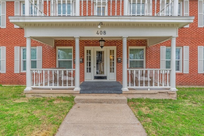 408 E Pease St in Bryan, TX - Building Photo - Building Photo