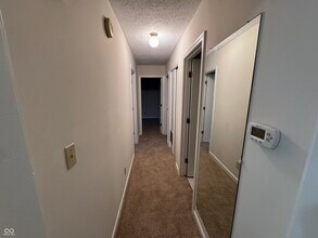 488 Orchardview Dr in Greenwood, IN - Building Photo - Building Photo