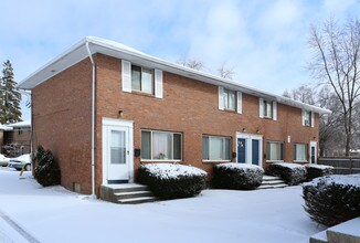 Pine Hill in Columbus, OH - Foto de edificio - Building Photo