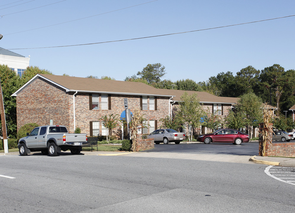 Cherokee North Apartments in Canton, GA - Building Photo