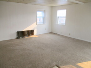 909 Merchant St in Ambridge, PA - Building Photo - Building Photo