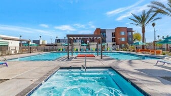 Melody on Main in Mesa, AZ - Building Photo