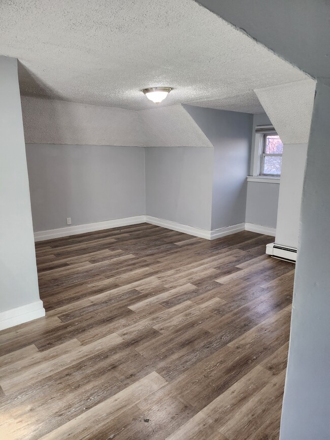 455 Gregory Ave, Unit 3 in Weehawken, NJ - Foto de edificio - Building Photo