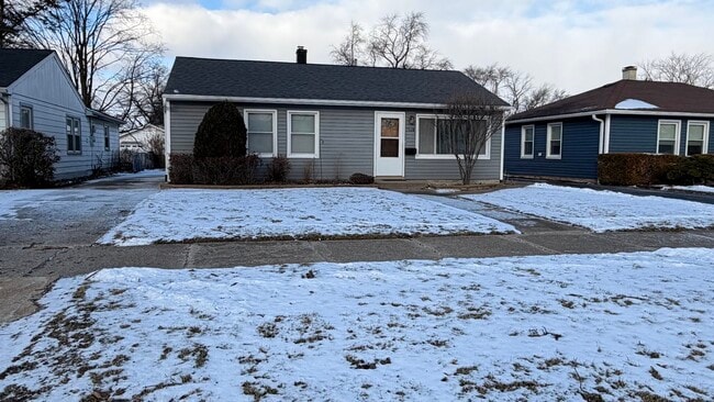 3528 Adams St in Lansing, IL - Foto de edificio - Building Photo