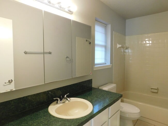 511 Evergreen Dr in Van Buren, AR - Building Photo - Building Photo