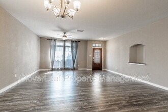 407 Marbella Vista in San Antonio, TX - Building Photo - Building Photo