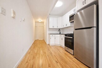 53 Irving Pl, Unit 2 in Brooklyn, NY - Foto de edificio - Building Photo