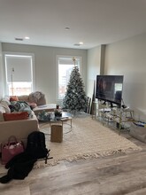 206 Old Colony Ave, Unit 510 in Boston, MA - Building Photo - Building Photo