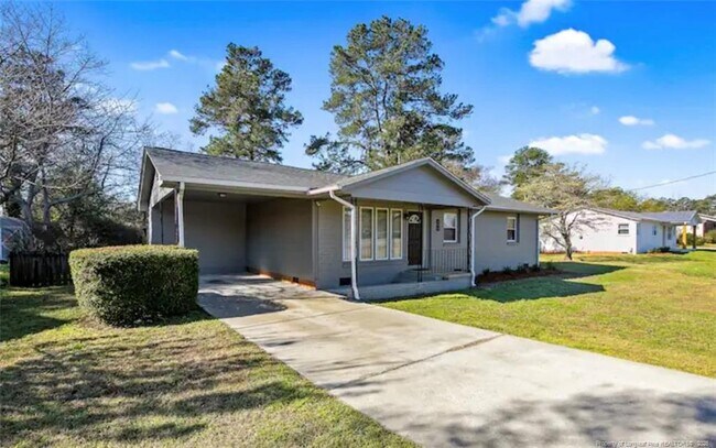 4611 Campground Rd in Fayetteville, NC - Building Photo - Building Photo