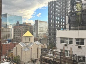 EAST 36 STREET in New York, NY - Building Photo - Building Photo