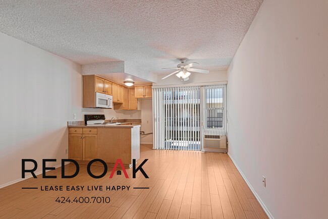 20200 Sherman Way in Los Angeles, CA - Building Photo - Building Photo