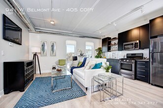 941 W Belmont Ave-Unit -405 COPY in Chicago, IL - Building Photo - Building Photo