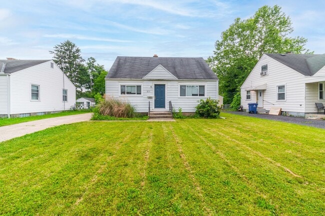 property at 1193 Carolyn Ave