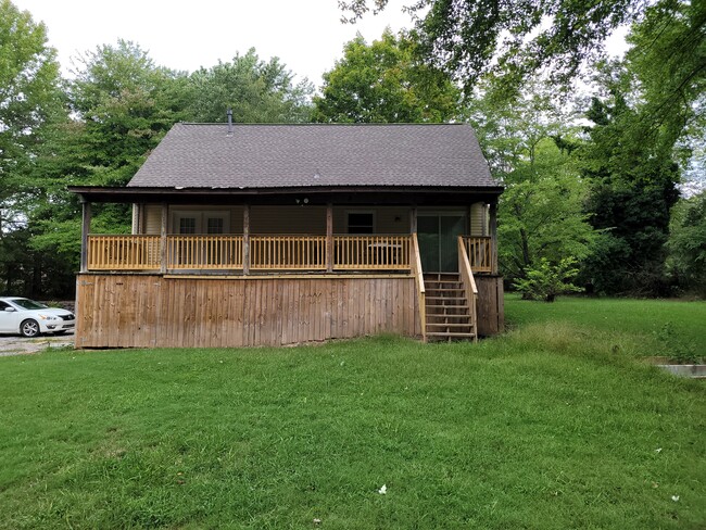 12 Patrick Rd in Fayetteville, TN - Building Photo - Building Photo