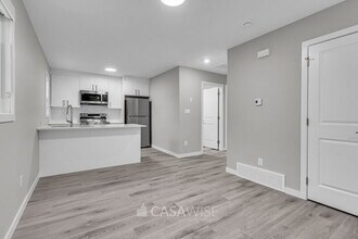6220 Hampton Gray Ave in Edmonton, AB - Building Photo - Building Photo