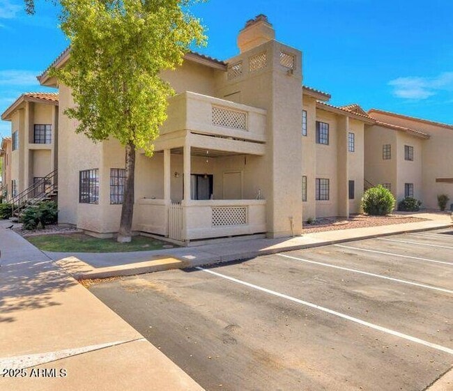 930 N Mesa Dr in Mesa, AZ - Building Photo - Building Photo
