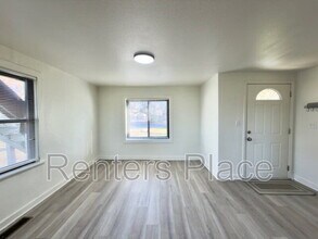 5736 S Quincy Pl in Tulsa, OK - Building Photo - Building Photo