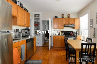48 Eustis St, Unit 6 in Cambridge, MA - Building Photo