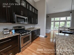 2245 City View Dr in Cleveland, OH - Building Photo - Building Photo