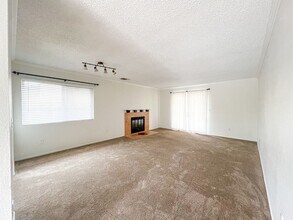 5395 Baileya Ave in Twentynine Palms, CA - Building Photo - Building Photo