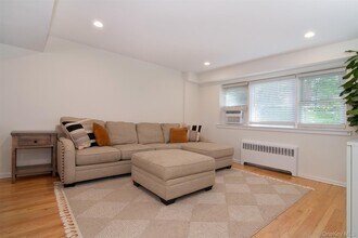 140 N Broadway in Irvington, NY - Building Photo - Building Photo