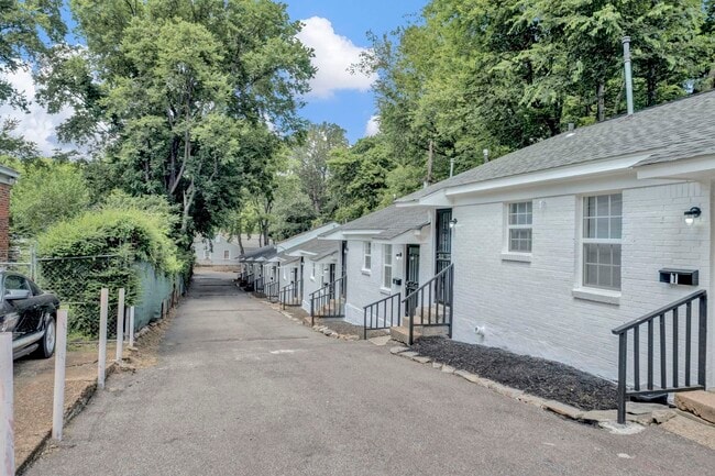 2966 Yale Ave in Memphis, TN - Building Photo - Building Photo