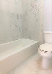 13014 Leader St photo'