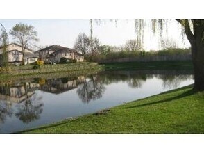 352 Ashwood Ct in Vernon Hills, IL - Building Photo - Building Photo