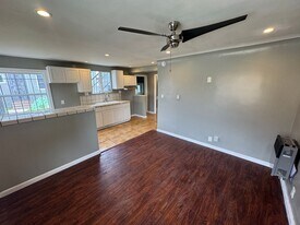 6228 S Van Ness Ave in Los Angeles, CA - Building Photo