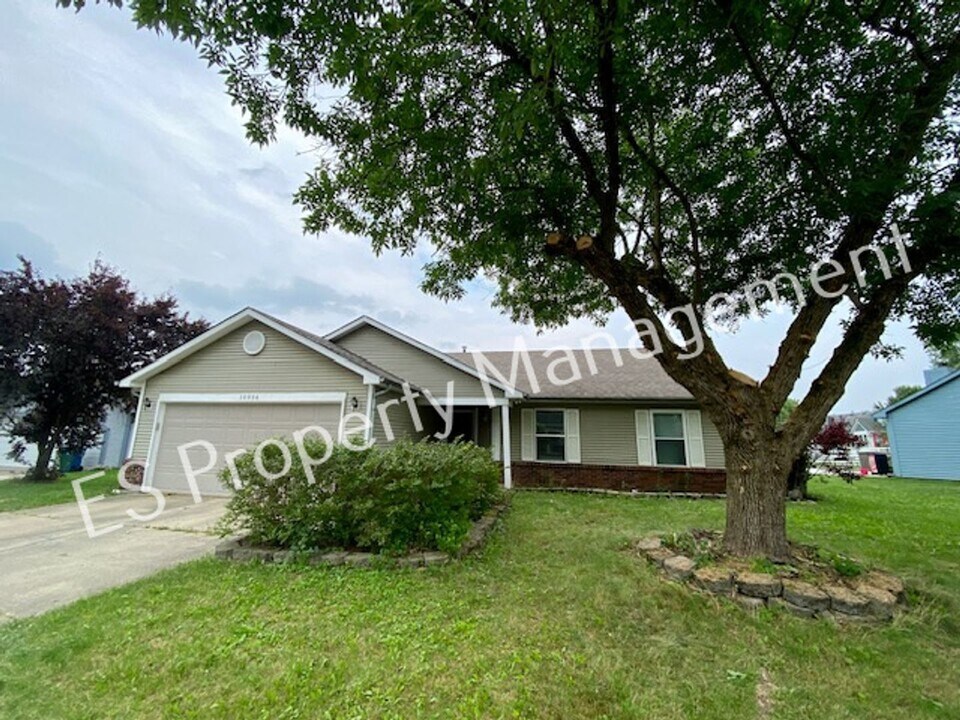 10934 Cherry Lake Pl in Indianapolis, IN - Building Photo