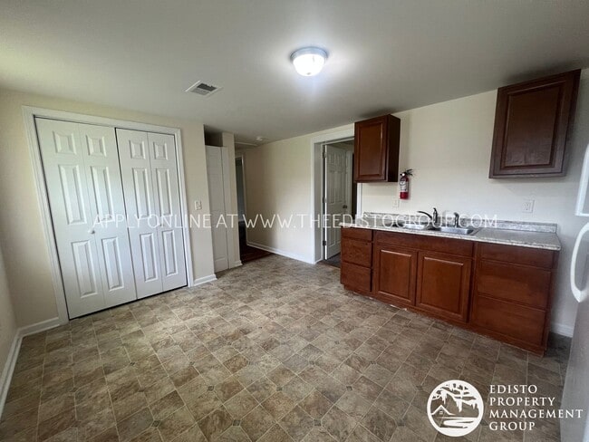 573 Bayne St SE in Orangeburg, SC - Building Photo - Building Photo