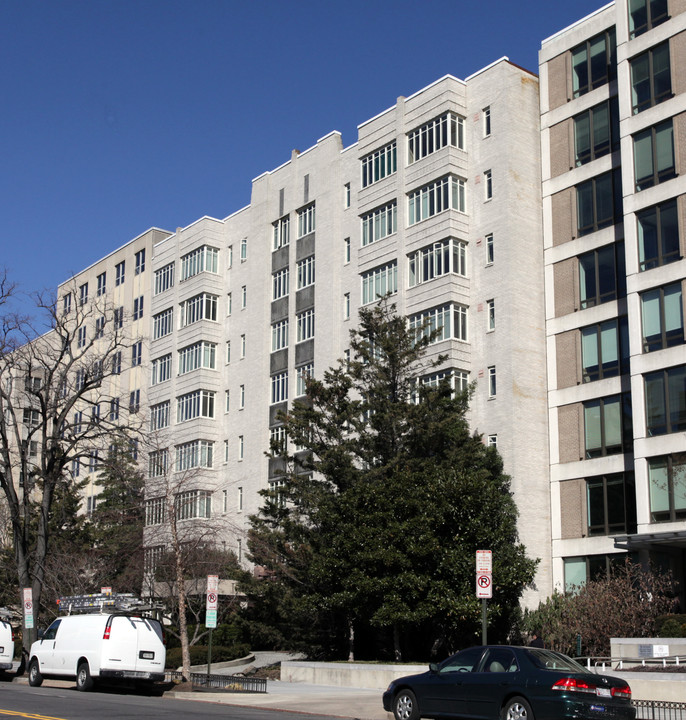 The Winthrop in Washington, DC - Building Photo