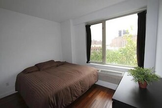 161 E 110th St-Unit -8B in New York, NY - Building Photo - Building Photo