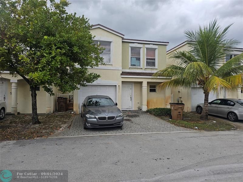 917 SW 15th St in Deerfield Beach, FL - Foto de edificio