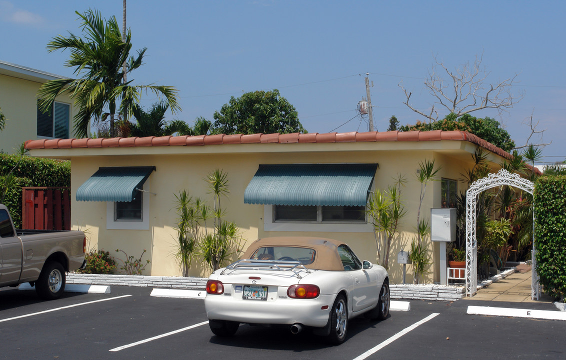 812 18th Ave in Fort Lauderdale, FL - Building Photo