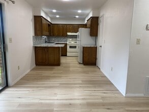 804 Hawks Nest Dr in Norman, OK - Building Photo - Building Photo