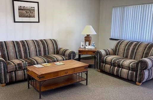 property at 835 W Main St