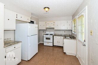 5158 Karen Dr in Horn Lake, MS - Building Photo - Building Photo