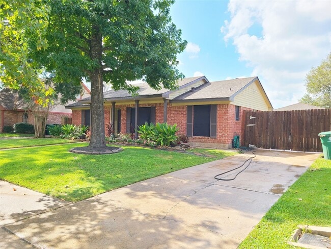 property at 12519 Hunting Brook Dr