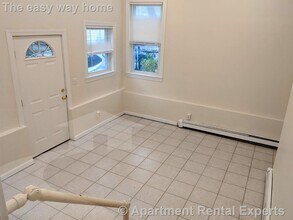 83 Yorktown St in Somerville, MA - Building Photo - Building Photo