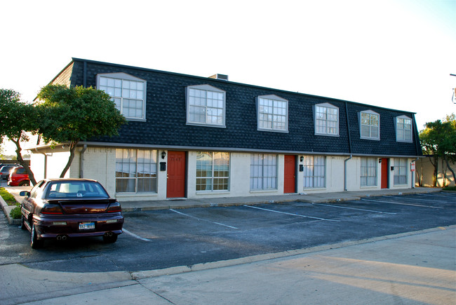 1509 F Ave in Plano, TX - Foto de edificio - Building Photo