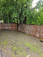 64 Bayside Ave in Oyster Bay, NY - Building Photo - Building Photo