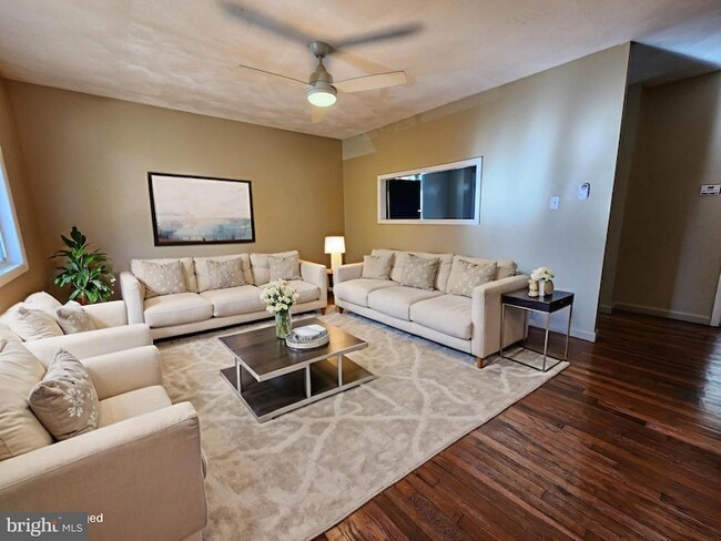 6706 Blacklog St in Capitol Heights, MD - Foto de edificio - Building Photo