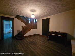 1518 Linden St in Scranton, PA - Building Photo - Building Photo