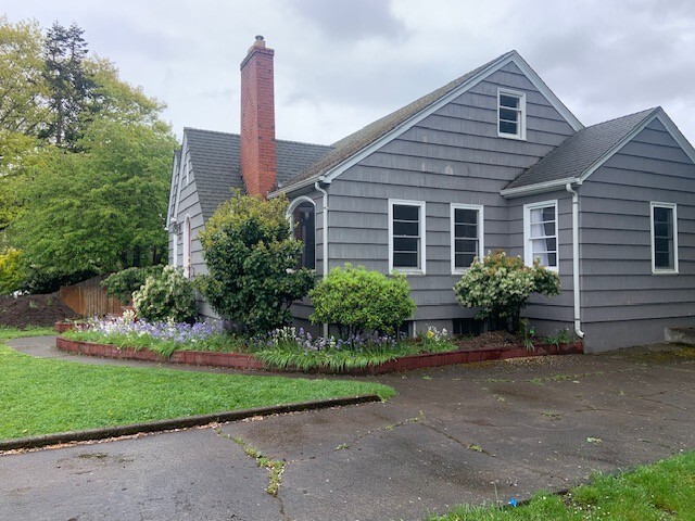 property at 3190 Harlow Rd
