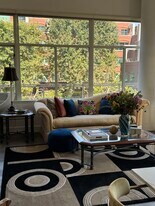 5855 Horton St, Unit #402 in Emeryville, CA - Building Photo