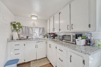 228 E Harrison St in Colorado Springs, CO - Building Photo - Building Photo