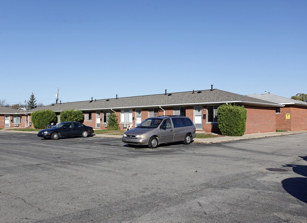 Forest Court Apartments in Ypsilanti, MI - Building Photo