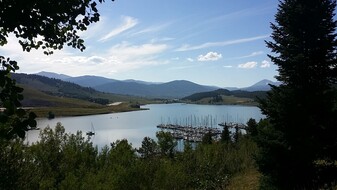 240 La Bonte St in Dillon, CO - Building Photo
