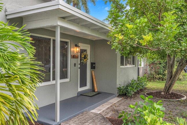 4764 NE 15th Way in Oakland Park, FL - Building Photo - Building Photo